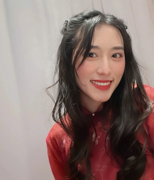 Huyen (Hera)